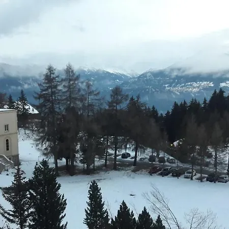 Ideally Located With View